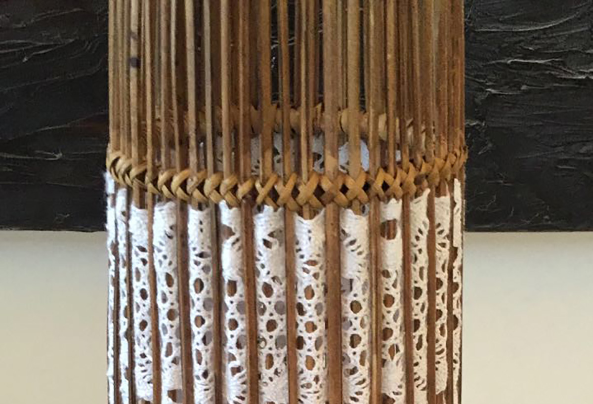 Enhanced lamp stand with crochet - Ziadat for Recycling